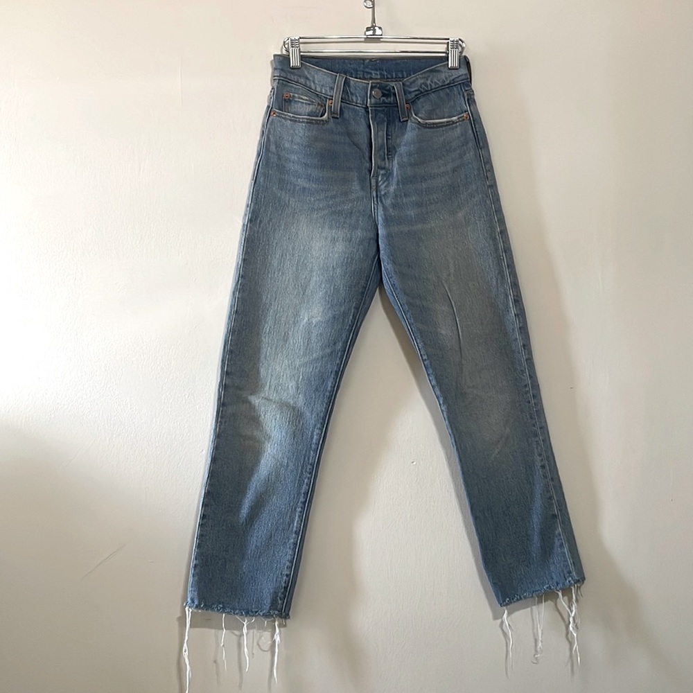 Levi’s Stylish Blue Denim Jeans